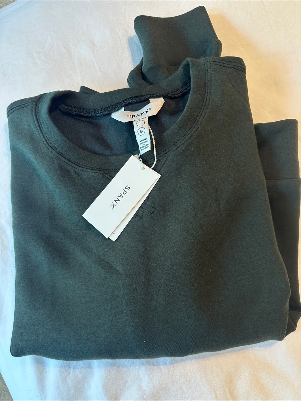 SPANX Women’s Essex Green (forest green) Crewneck Air Essential Sweatshirt